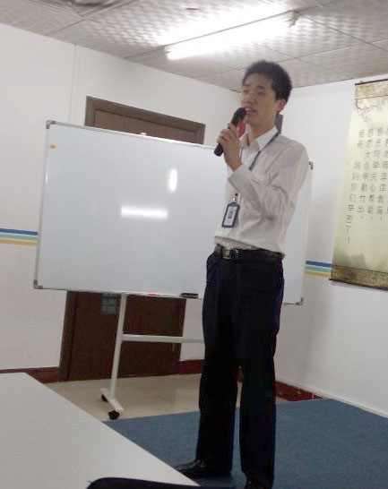 財(cái)務(wù)輕，怨何生，言語(yǔ)忍，忿自泯