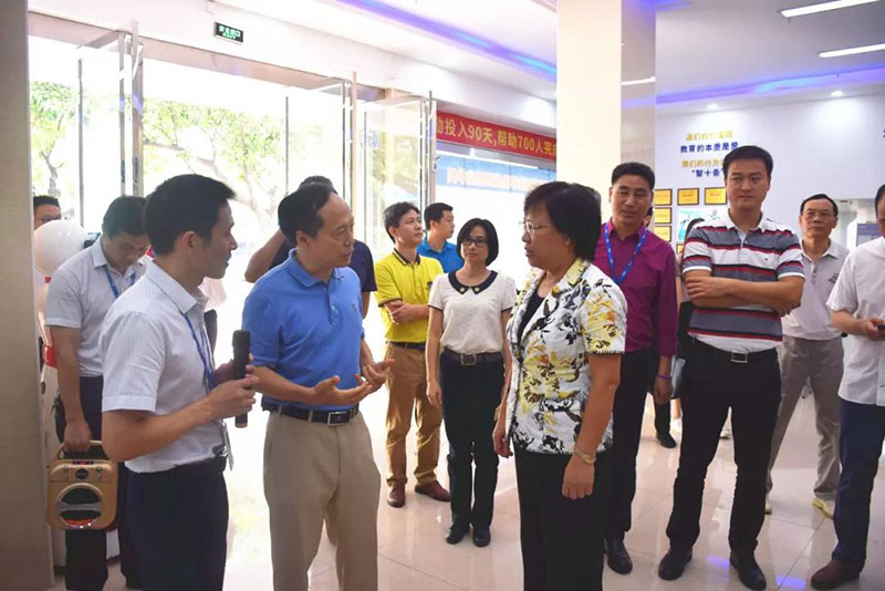 東莞市副市長喻麗君及相關領導組成的調研組到訪東莞倍增企業(yè)進行調研指導01